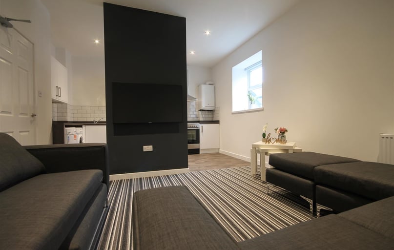 Westgate Road, Newcastle Upon Tyne, Newcastle - Image 1